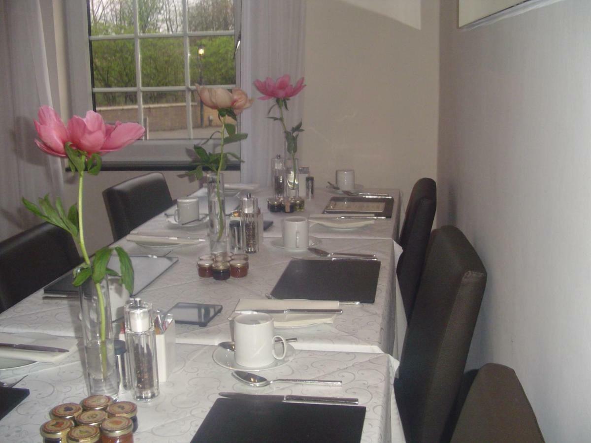 Aaron Glen Guest House Loanhead Dış mekan fotoğraf